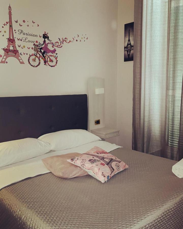 Alessandro Poerio Hotel 3*